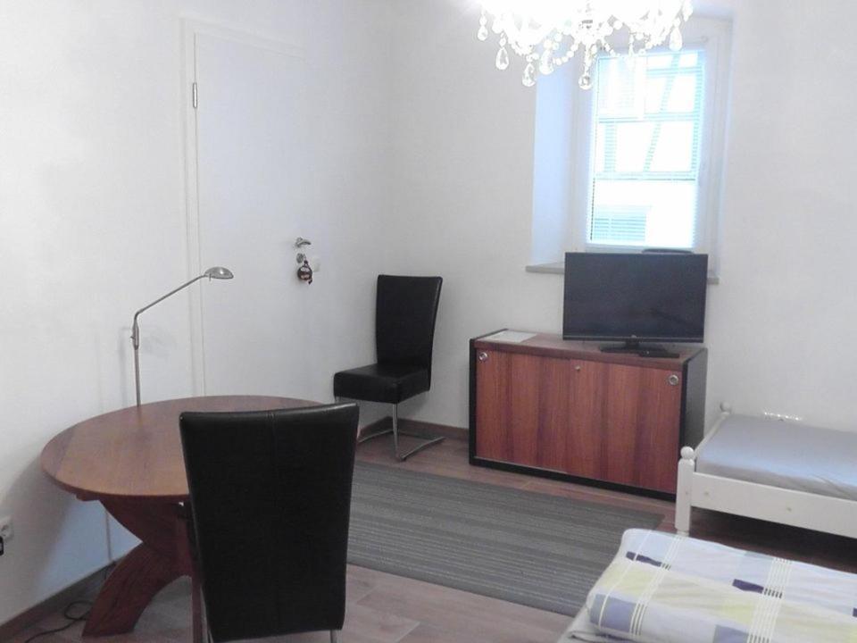 Cityzimmer Eltmann Extérieur photo
